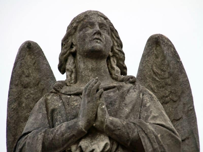 Where are all the angels? – One God, One Story, One World